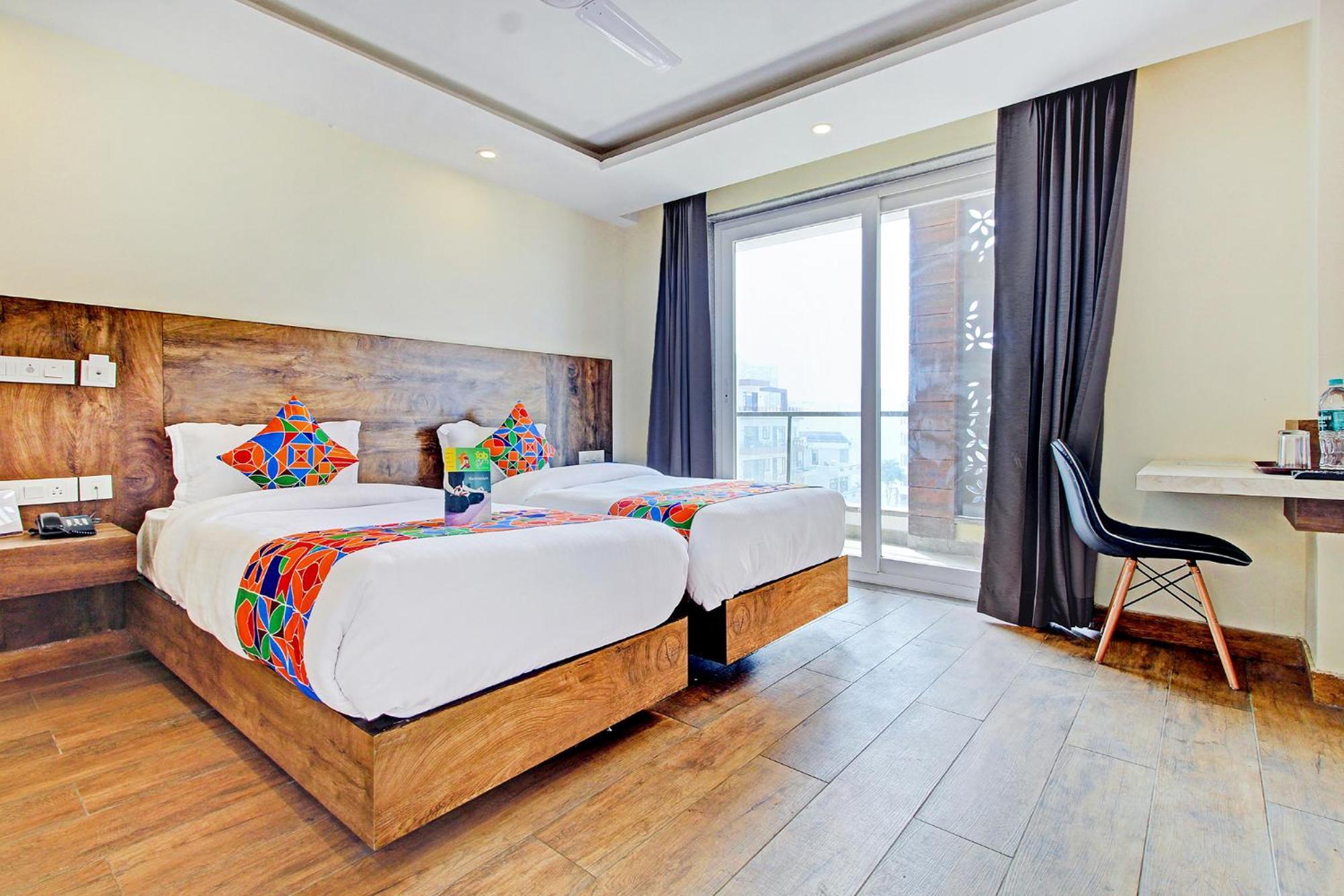 Fabhotel Soft Petals Gurgaon Bagian luar foto