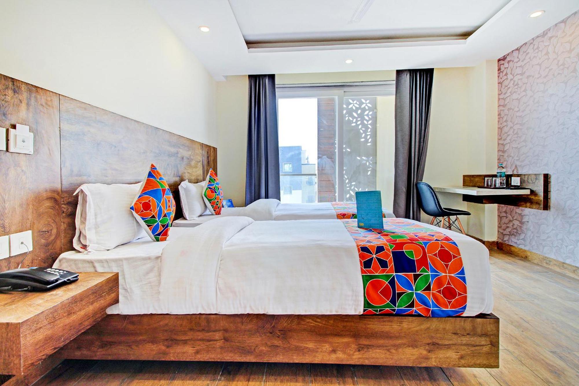 Fabhotel Soft Petals Gurgaon Bagian luar foto