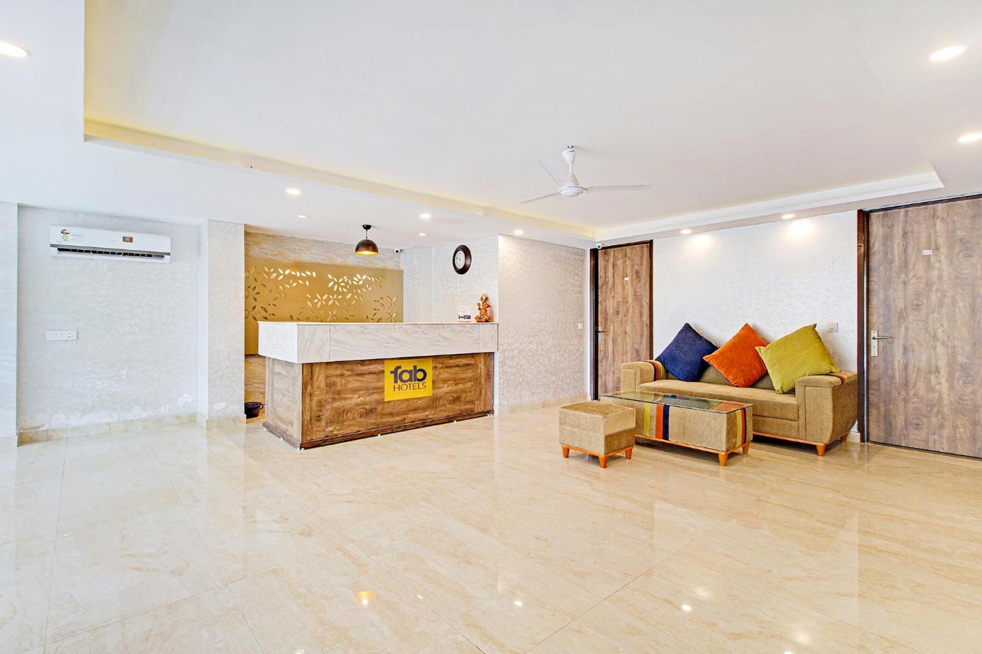 Fabhotel Soft Petals Gurgaon Bagian luar foto