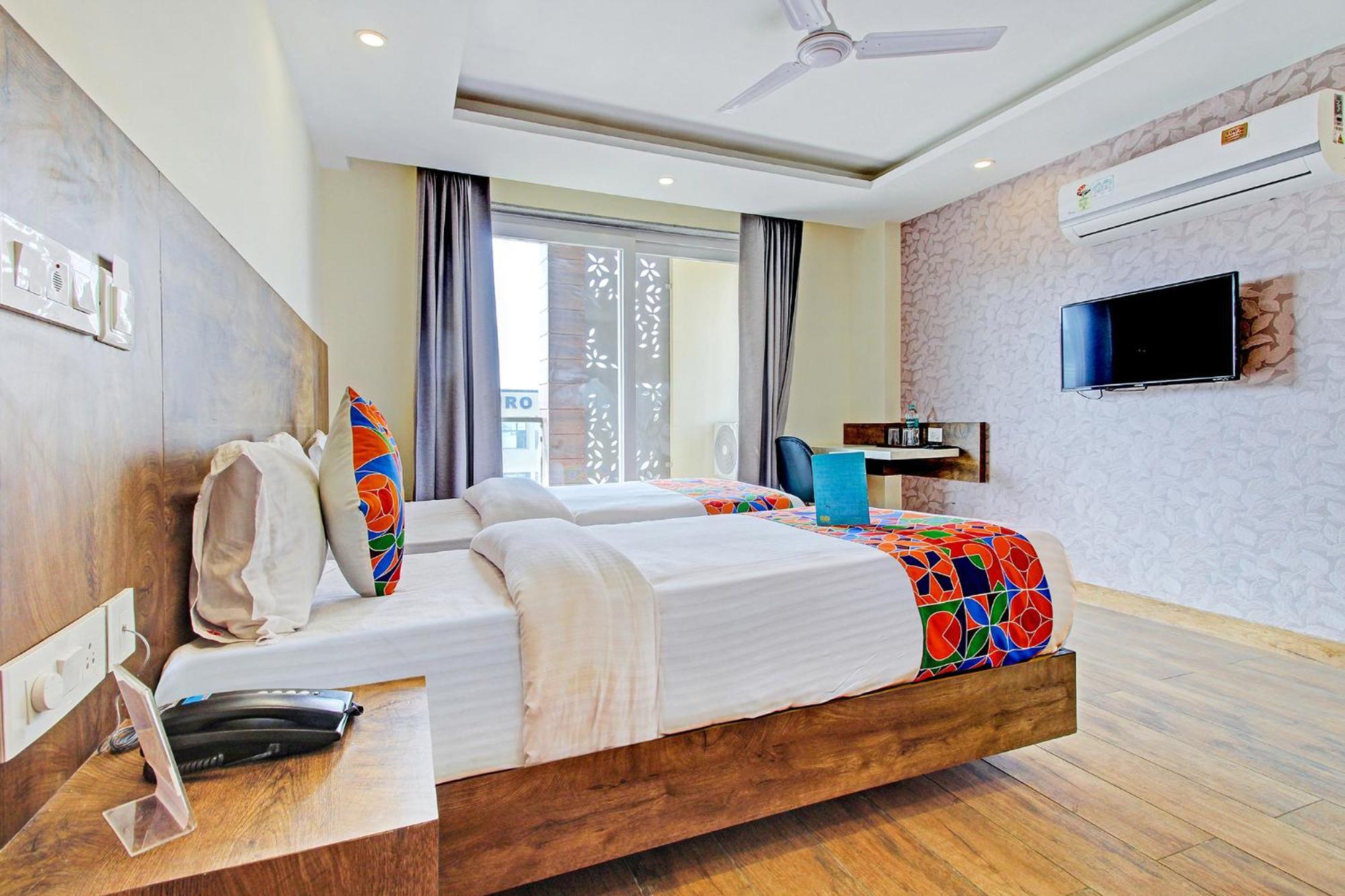 Fabhotel Soft Petals Gurgaon Bagian luar foto