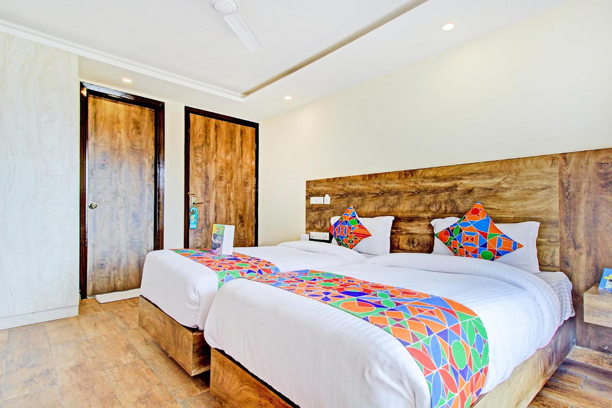 Fabhotel Soft Petals Gurgaon Bagian luar foto